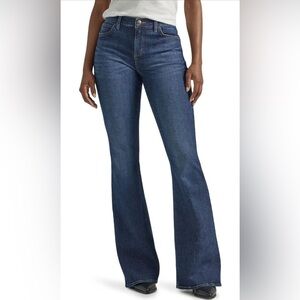 Lee Women's Legendary Mid Rise Flare Jean